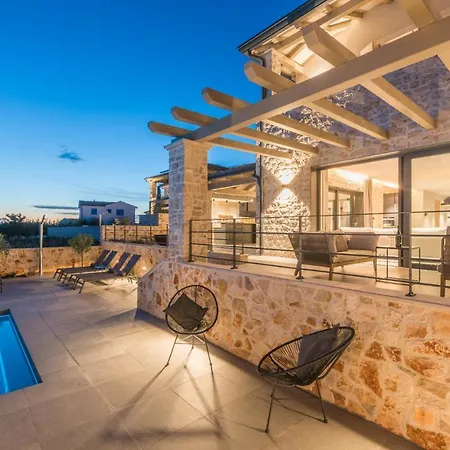 Exclusive Living Villas Tar-Vabriga