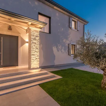 Exclusive Living Villas Tar-Vabriga