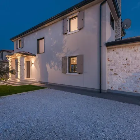 Exclusive Living Villas * Tar-Vabriga