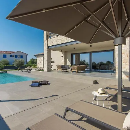 Exclusive Living Villas Tar-Vabriga